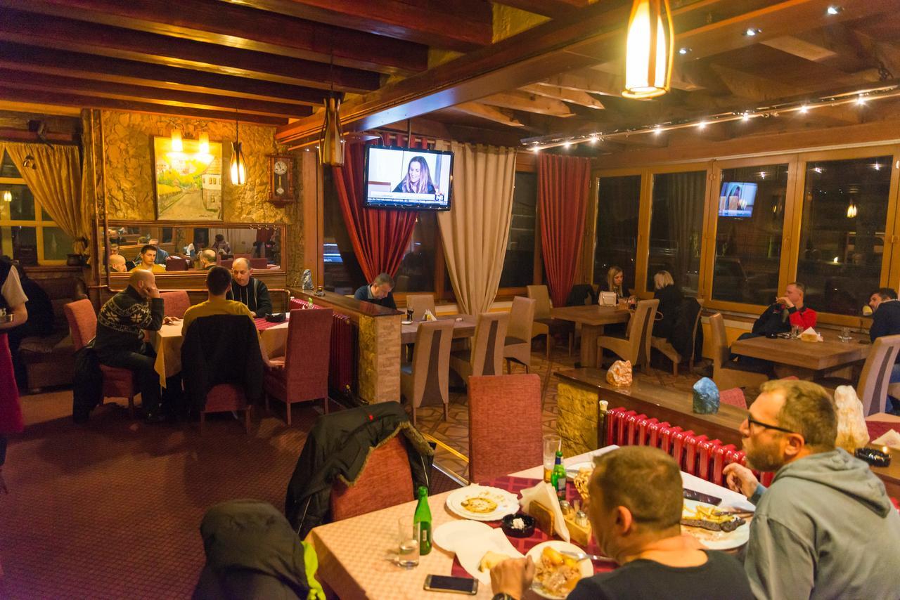 Motel Orhideja Donji Vakuf Exteriér fotografie